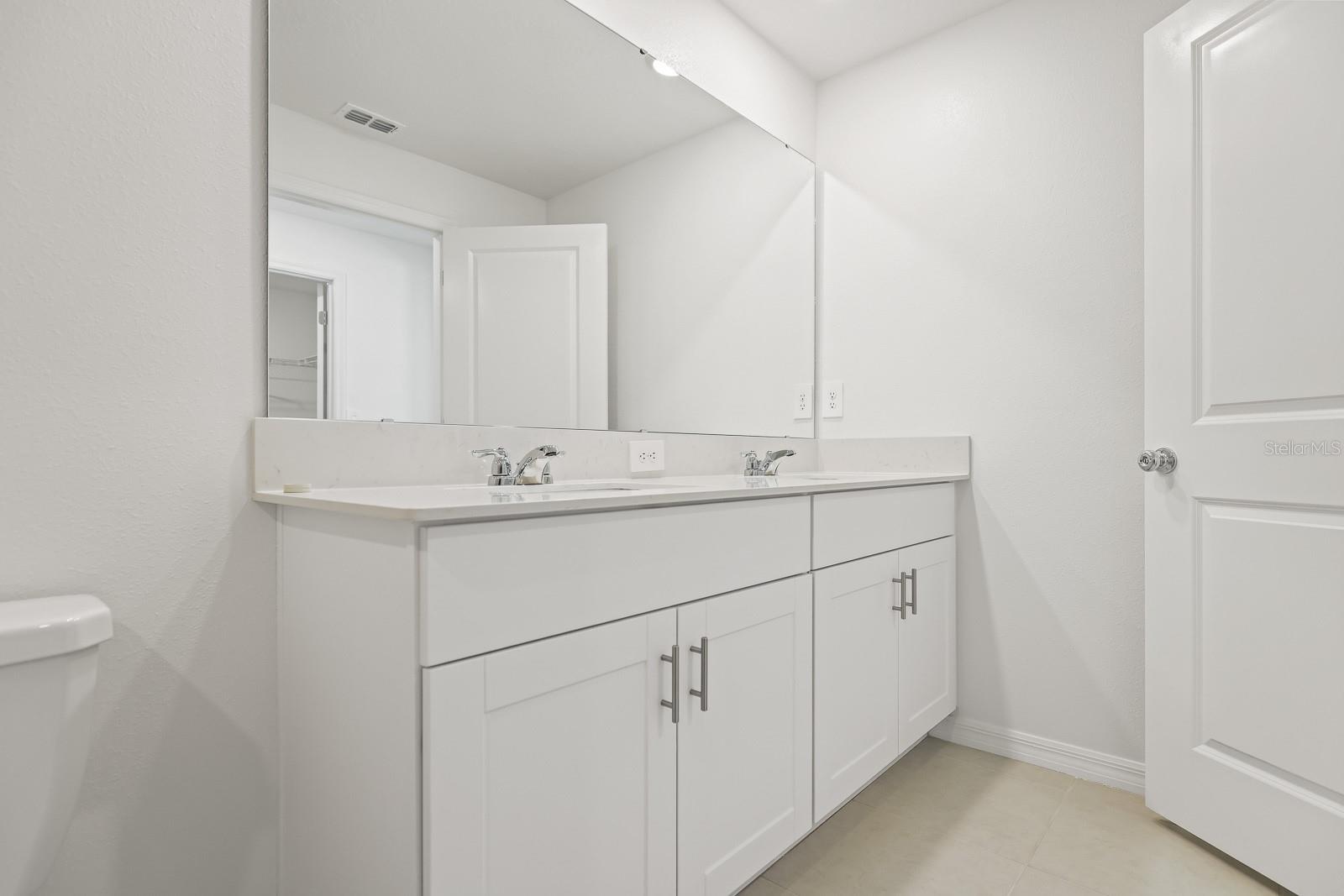 SOUTH SHORE POINTE - Residential Lease