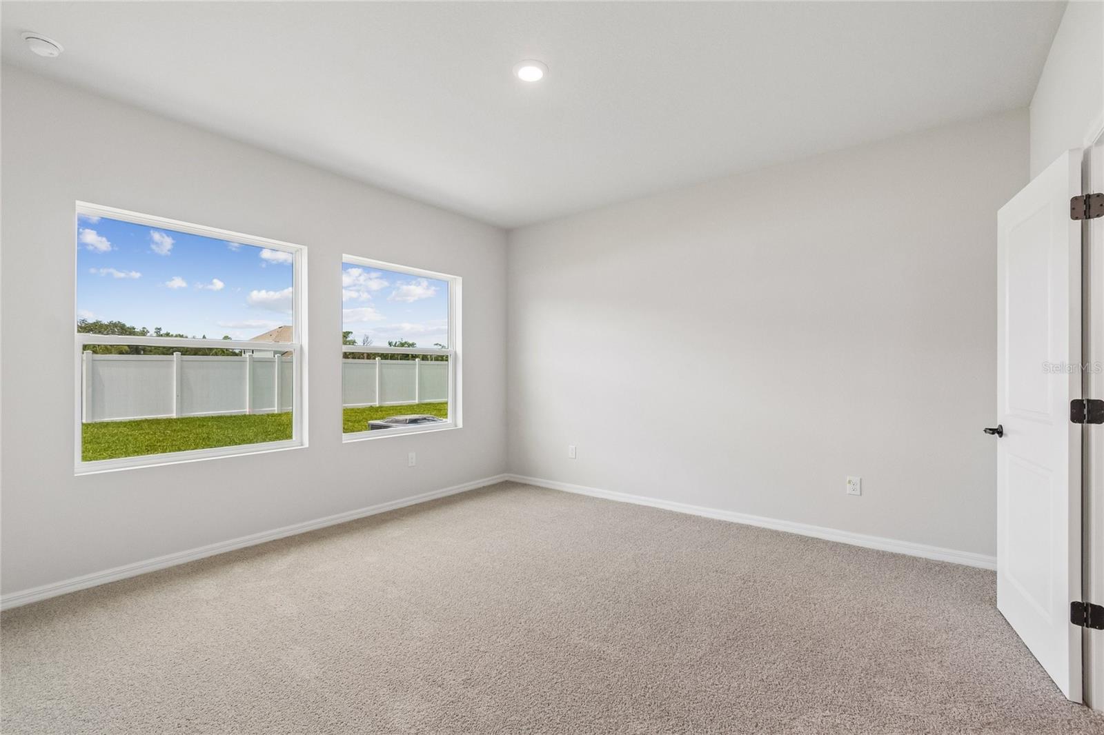 EASTLYN - Residential