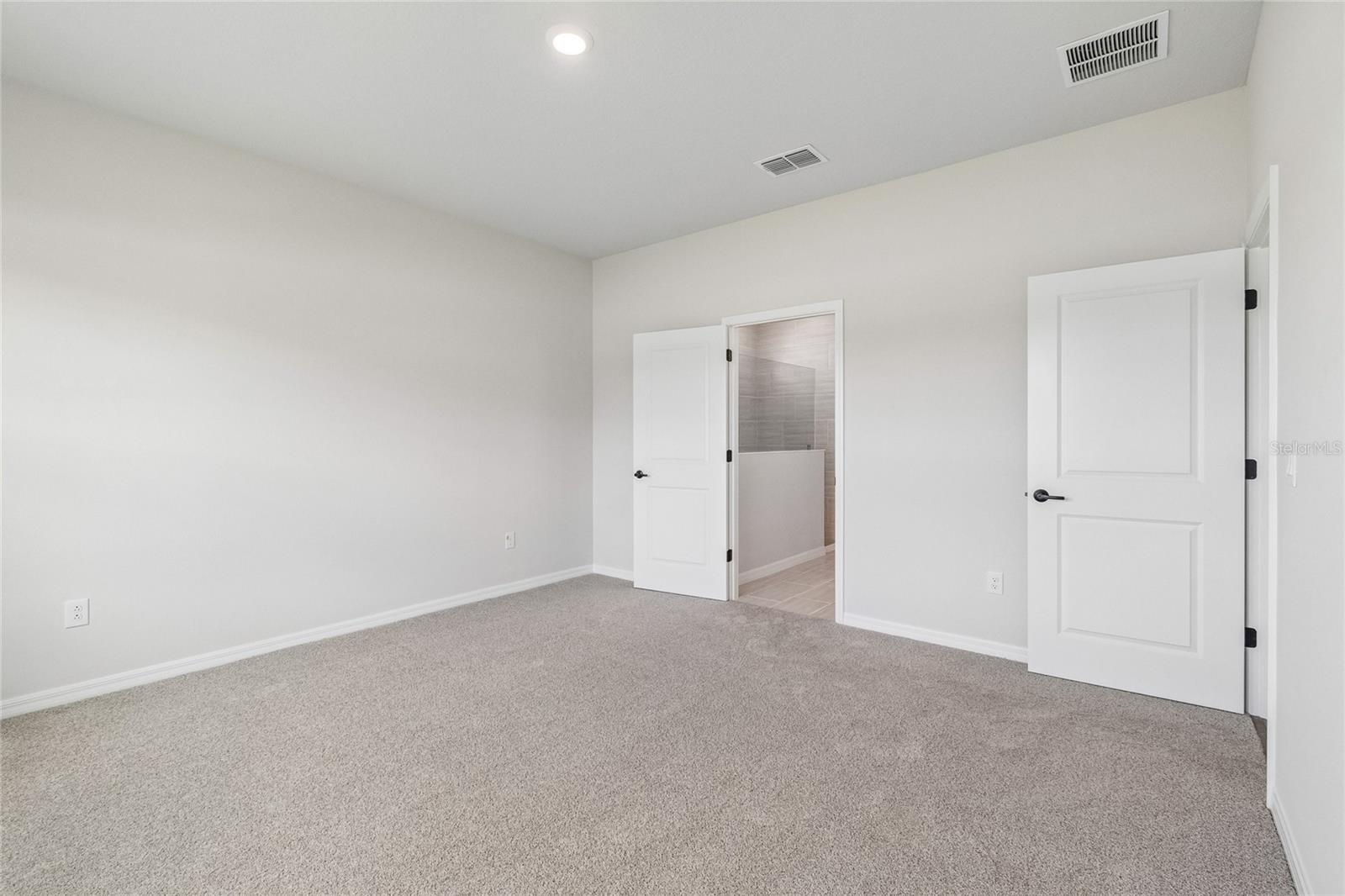 EASTLYN - Residential