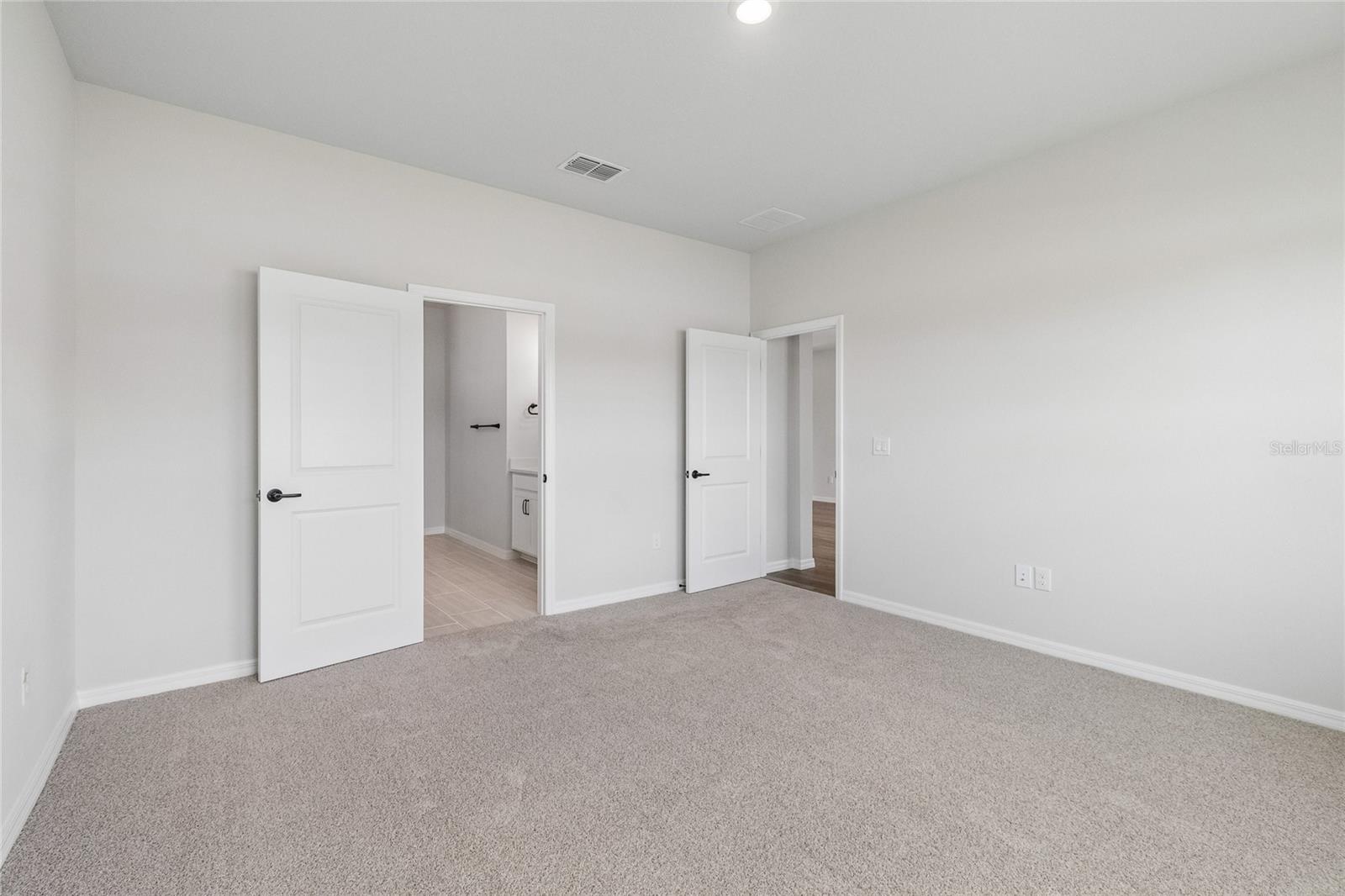 EASTLYN - Residential