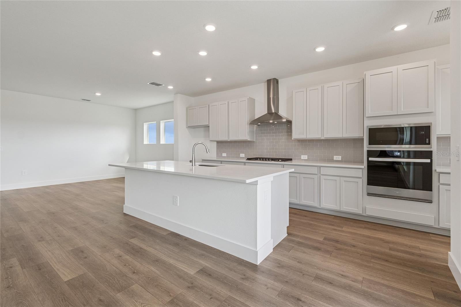 12811 SALTY DOG CROSSING