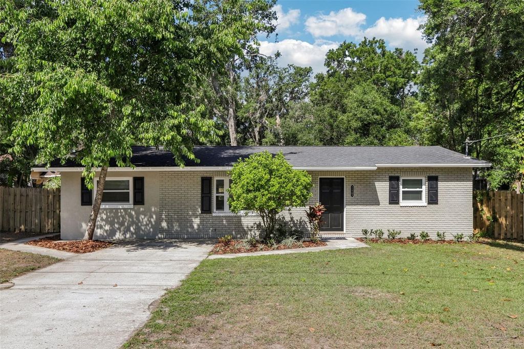 Photo of 11707 Linda Lane, Dade City, FL 33525 (MLS # TB8375879)