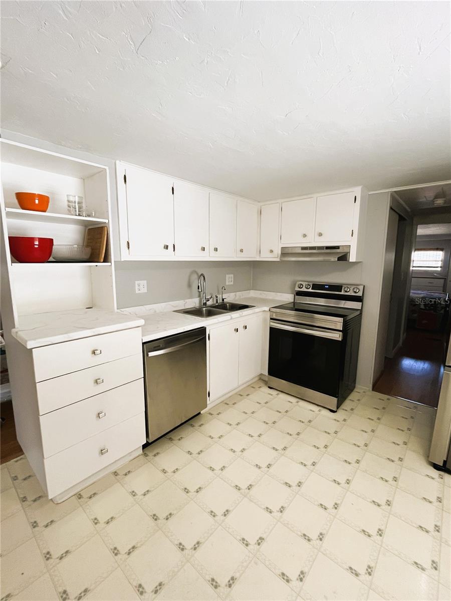 TRAILER ESTATES - Residential Lease