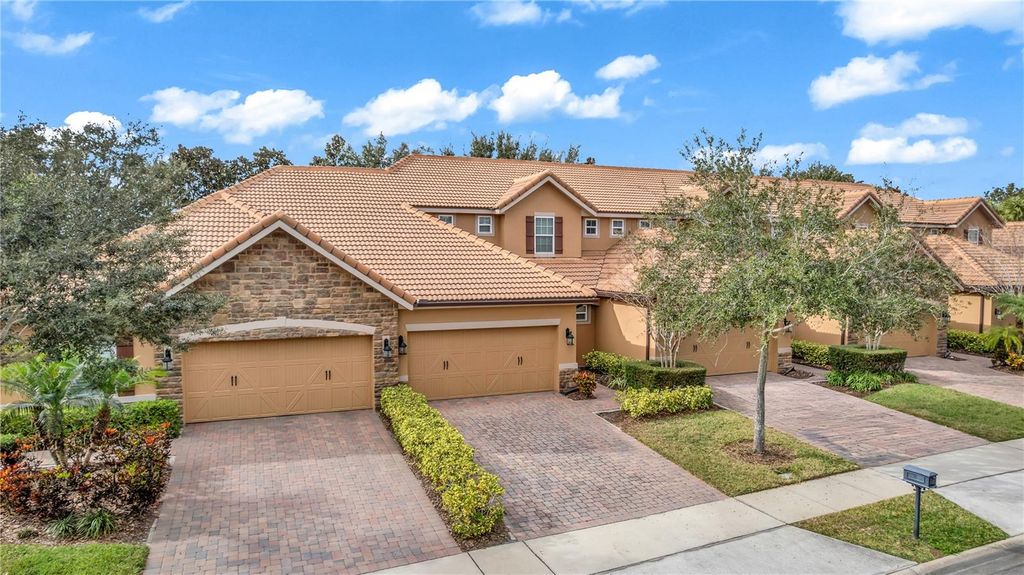 Photo of 10345 Belfry Circle, Orlando, FL 32832 (MLS # S5141154)