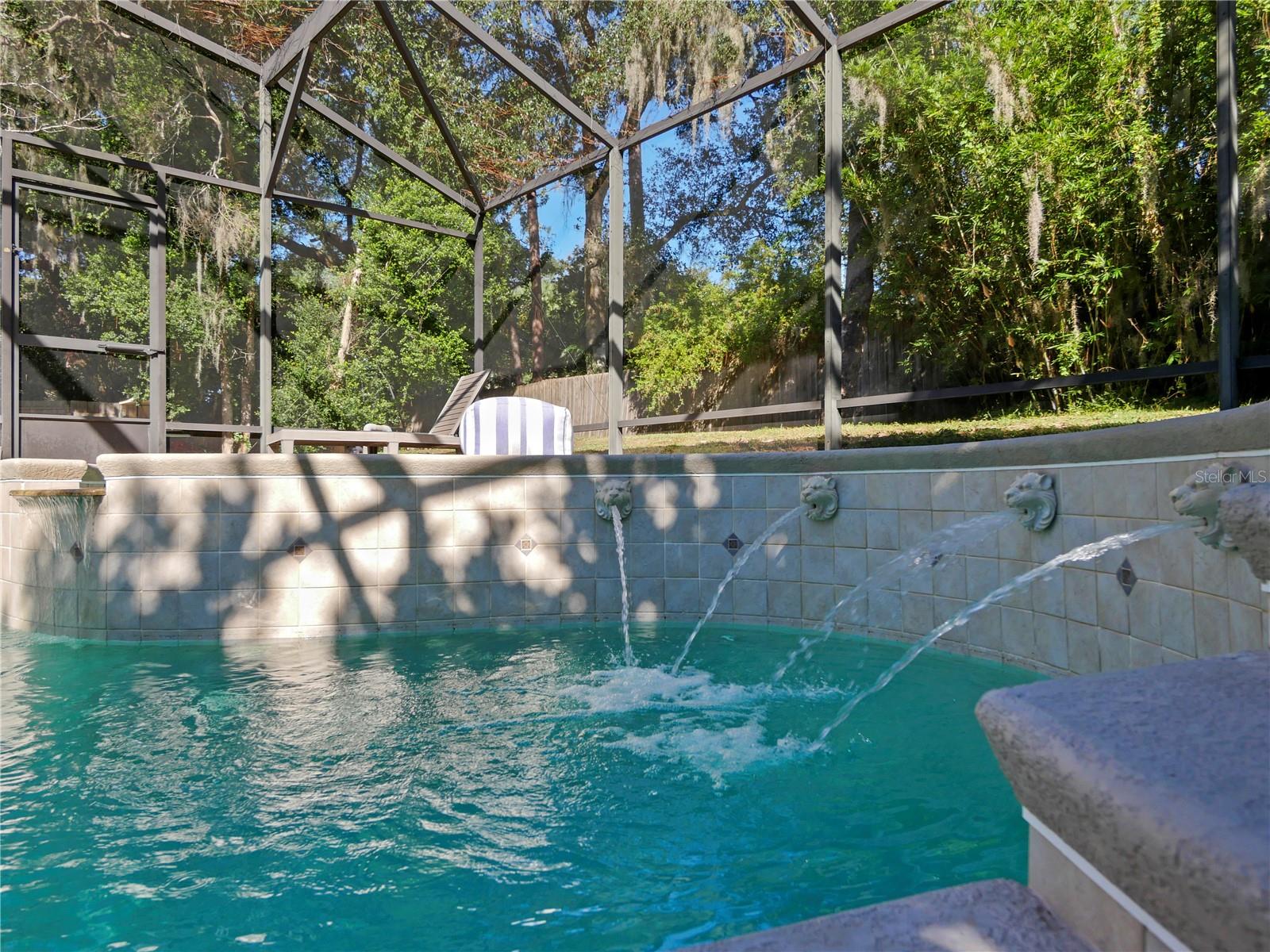 LAKE MARY WOODS - Residential