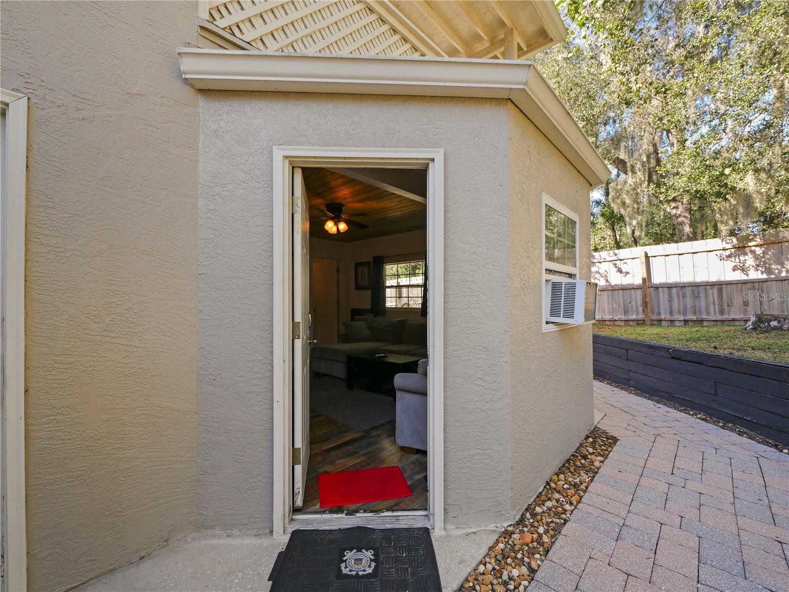 LAKE MARY WOODS - Residential