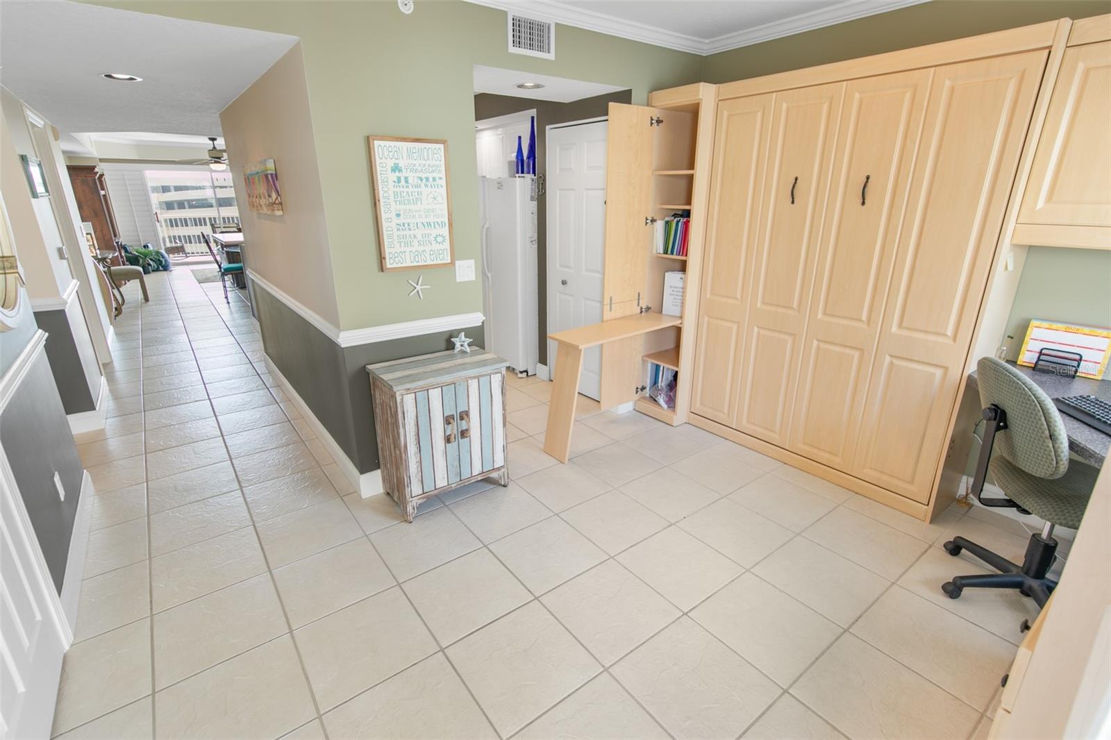 HARBOUR VILLAGE CONDO - Residential