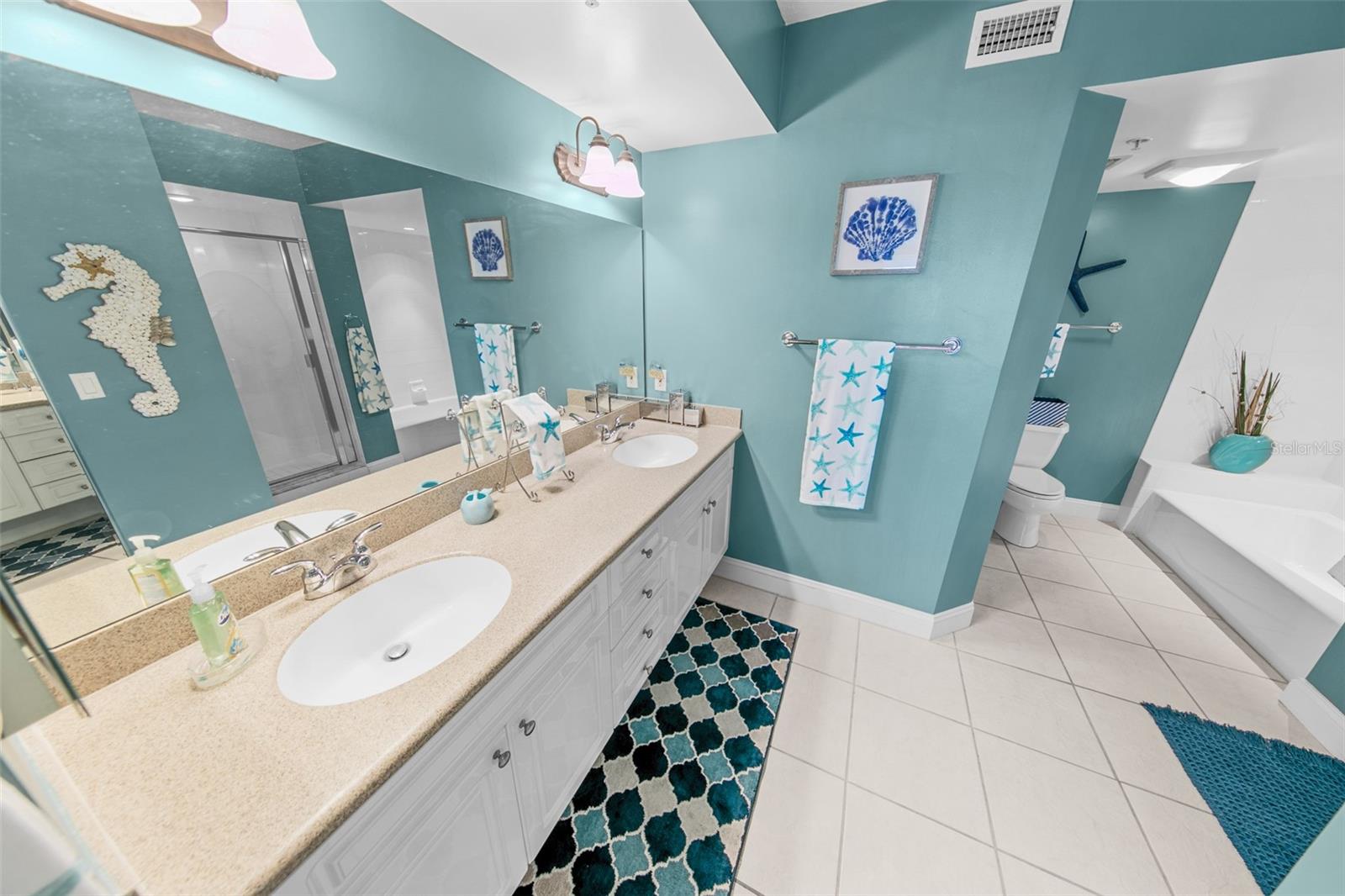 HARBOUR VILLAGE CONDO - Residential