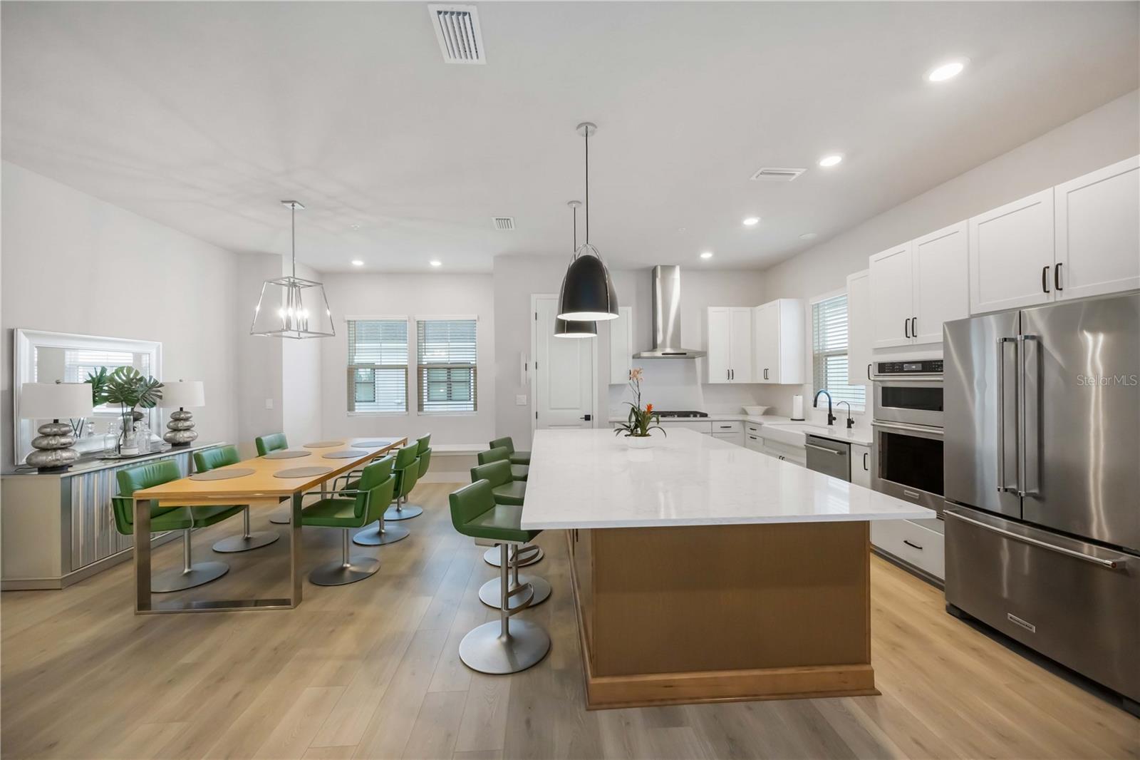 EMERALD LNDG/WATERSIDE - Residential