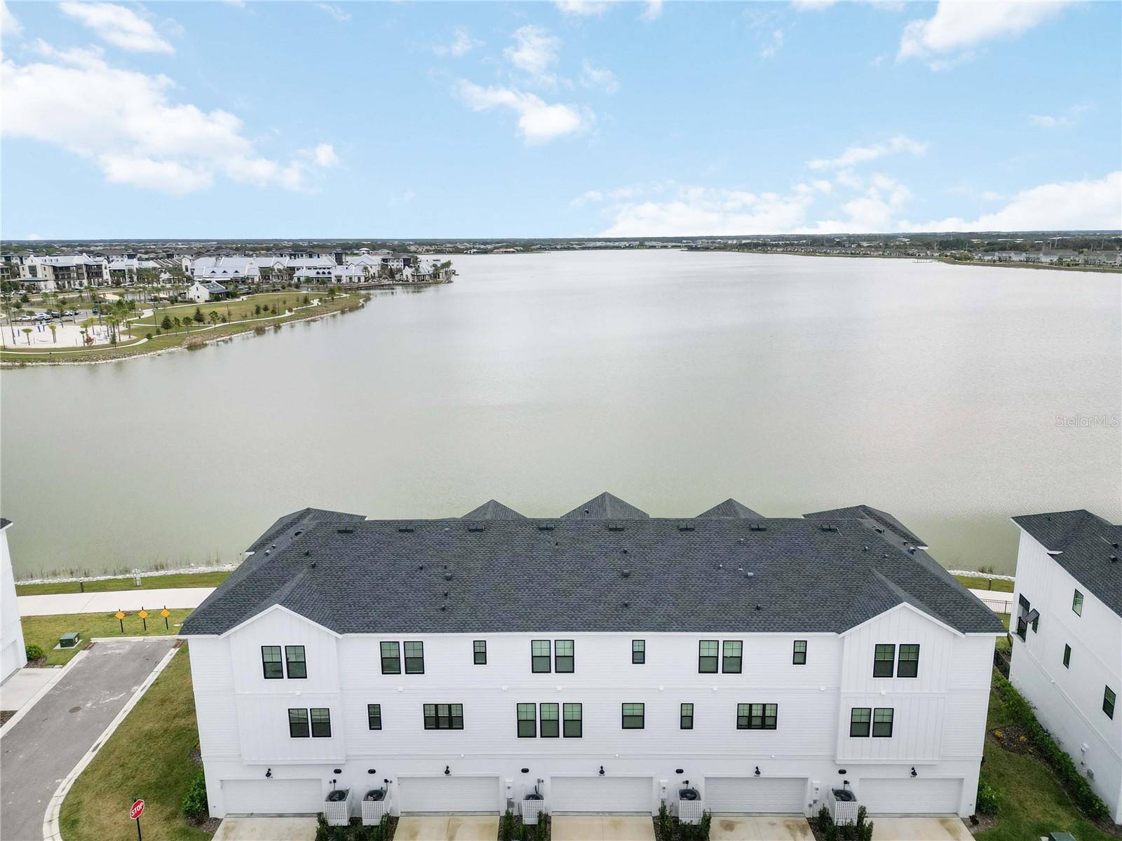 EMERALD LNDG/WATERSIDE - Residential