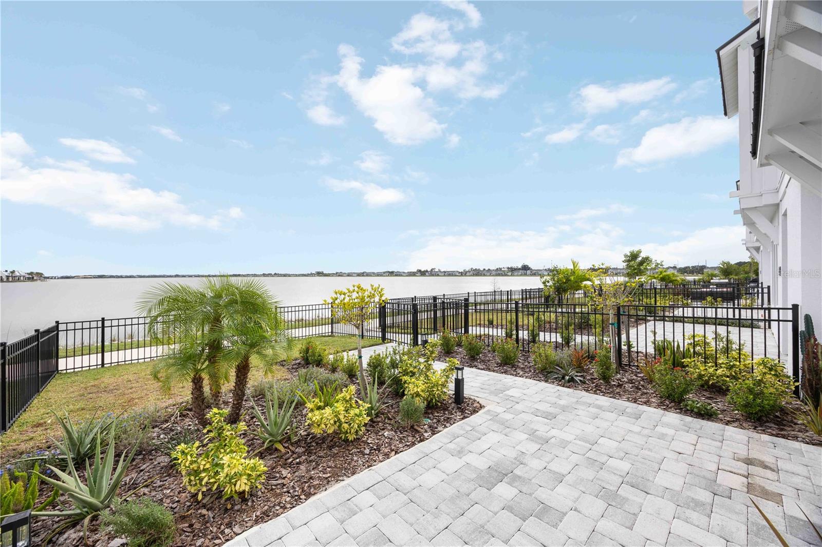 1570 SPRINGWELL LANE