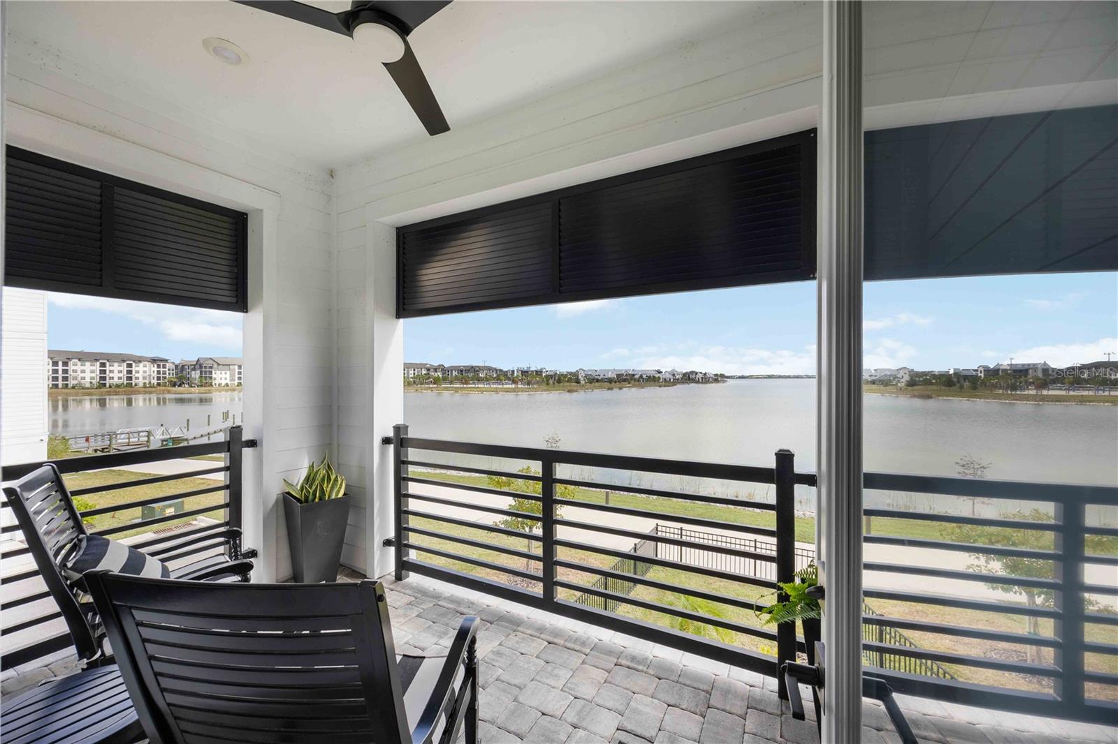 EMERALD LNDG/WATERSIDE - Residential