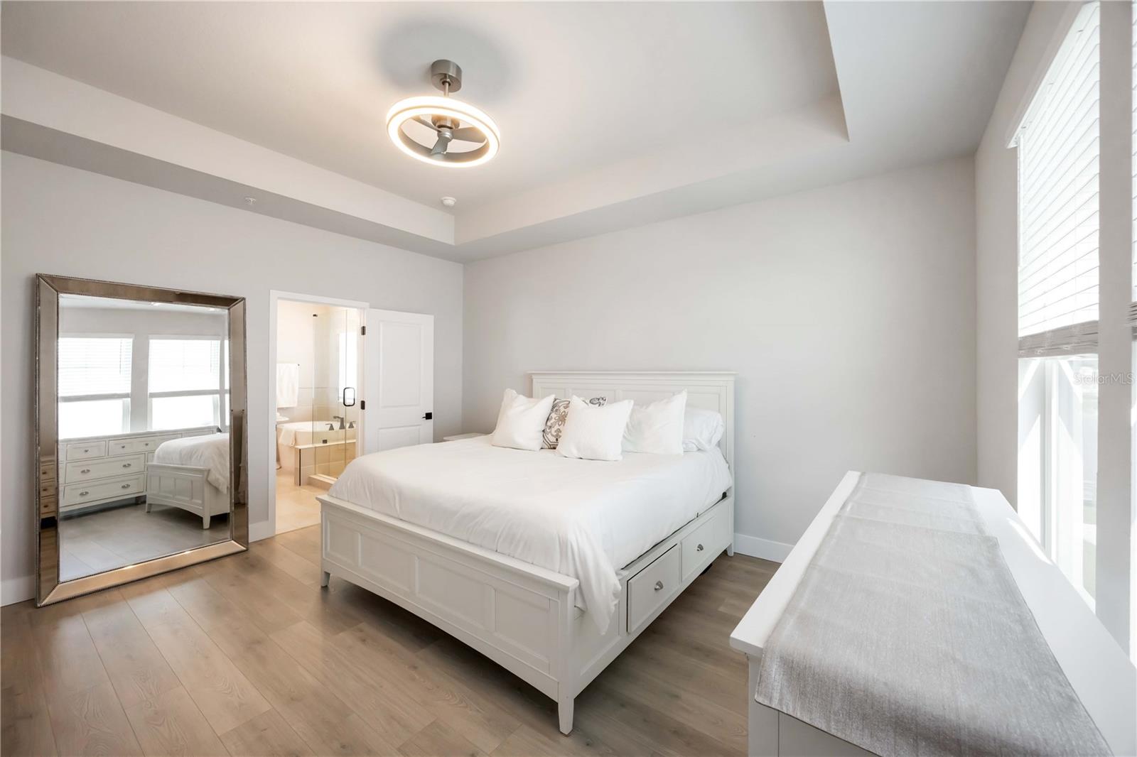 EMERALD LNDG/WATERSIDE - Residential