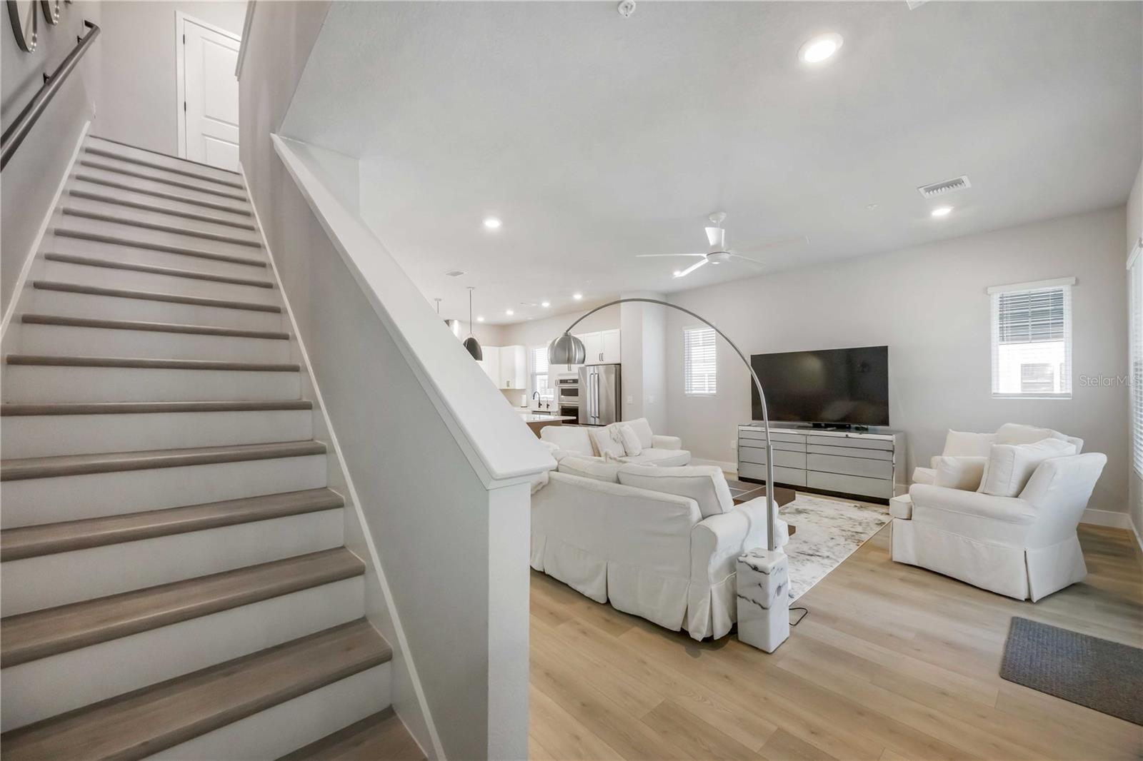 EMERALD LNDG/WATERSIDE - Residential