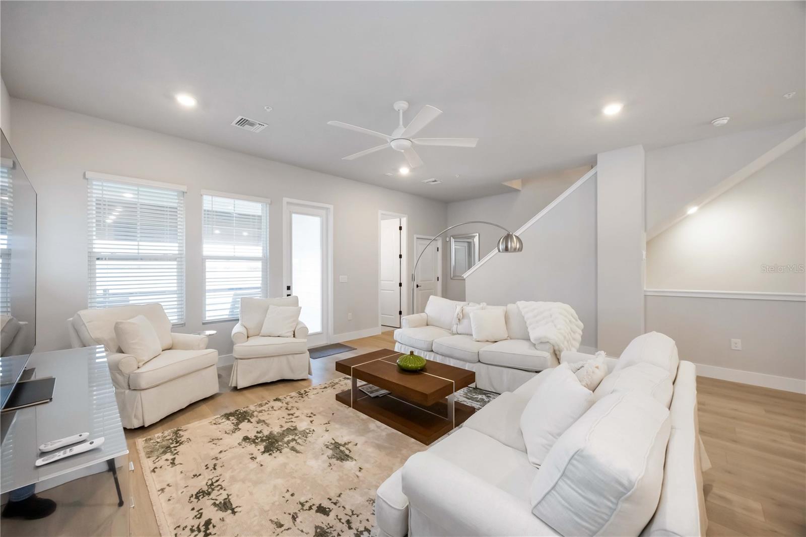 EMERALD LNDG/WATERSIDE - Residential