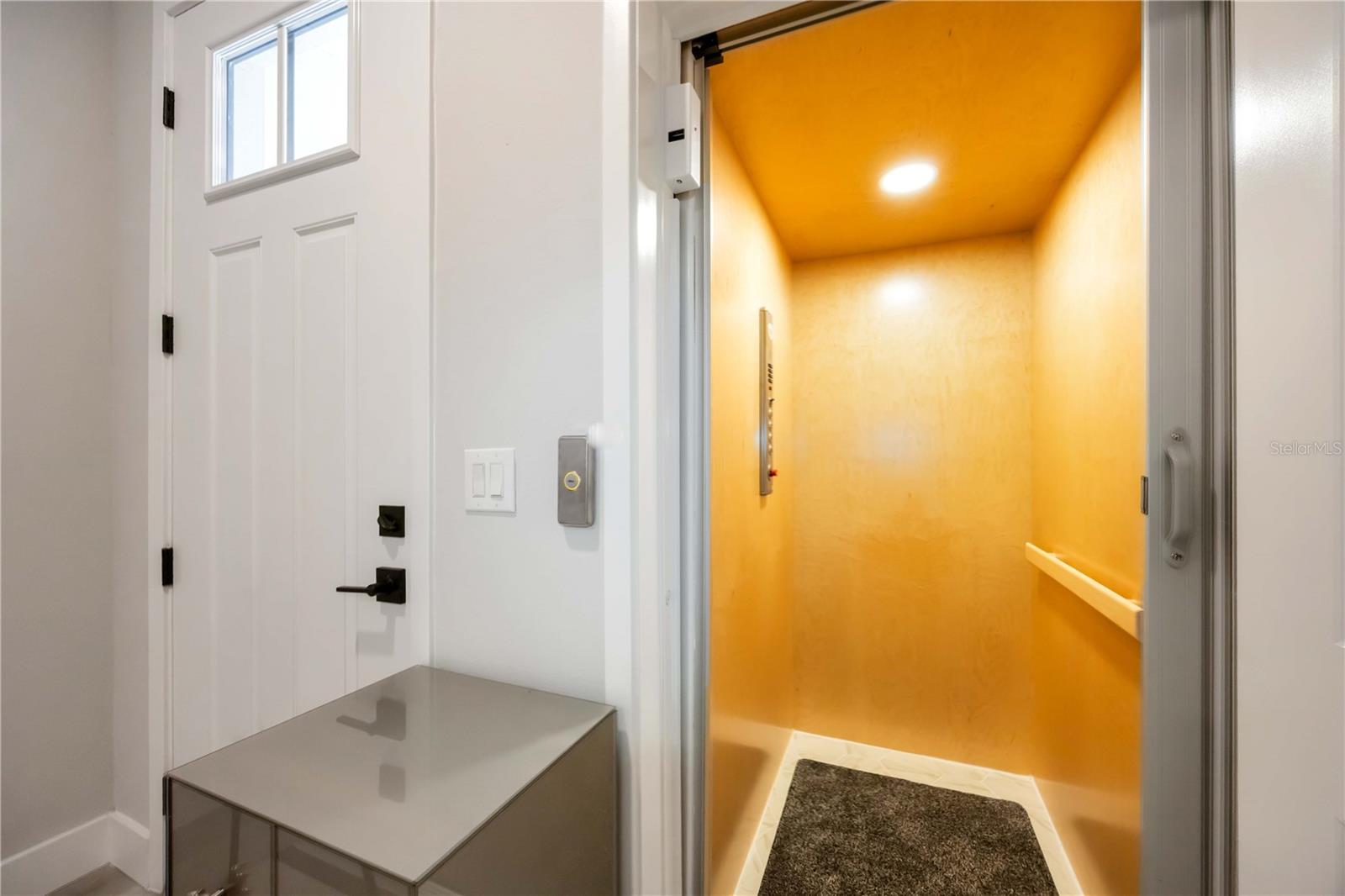 EMERALD LNDG/WATERSIDE - Residential