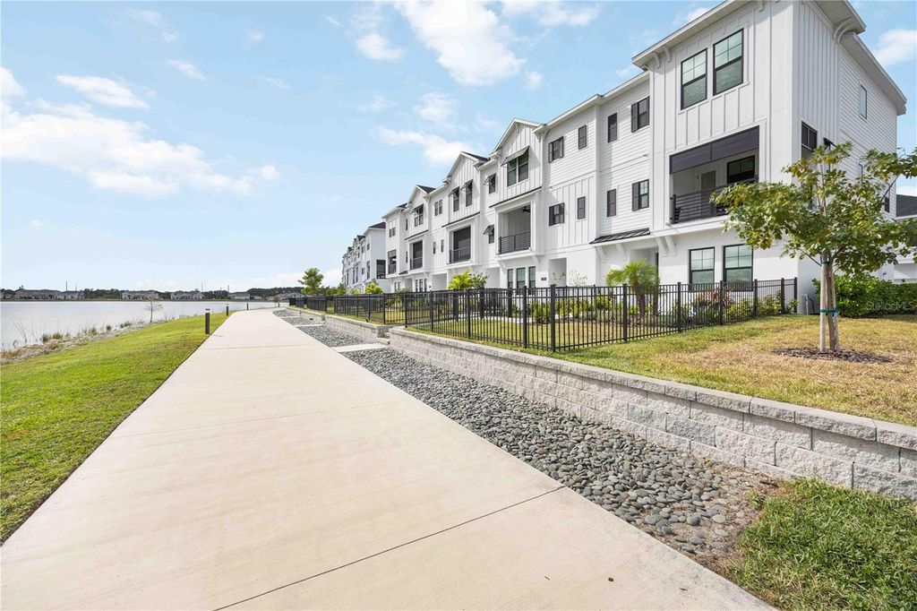 Photo of 1570 Springwell Lane, Sarasota, FL 34240 (MLS # A4673252)