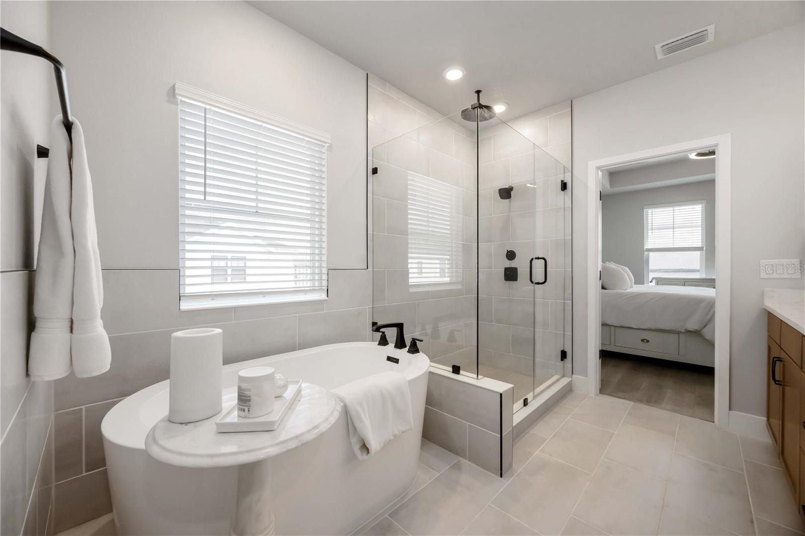 EMERALD LNDG/WATERSIDE - Residential