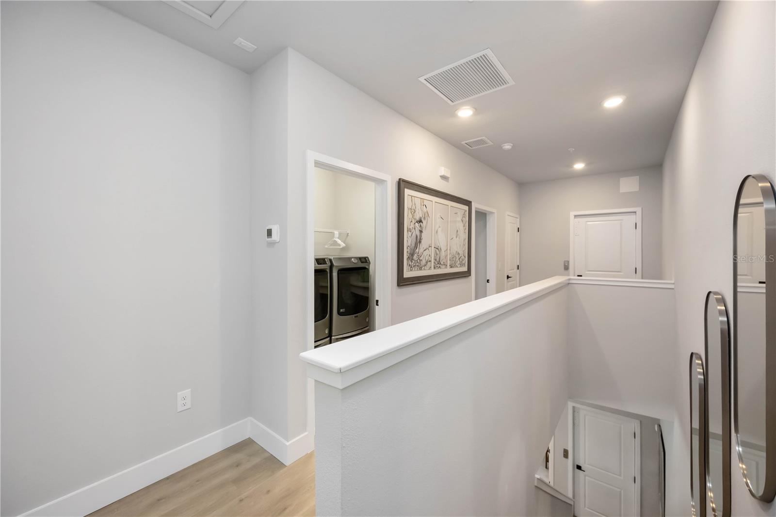 EMERALD LNDG/WATERSIDE - Residential