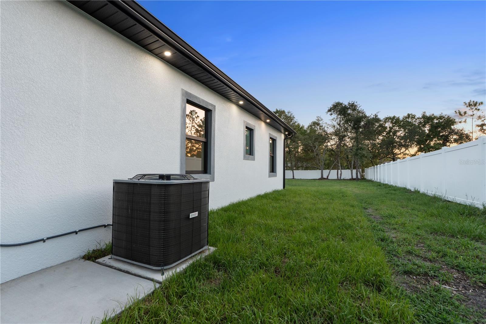 ROYAL HIGHLANDS - Residential