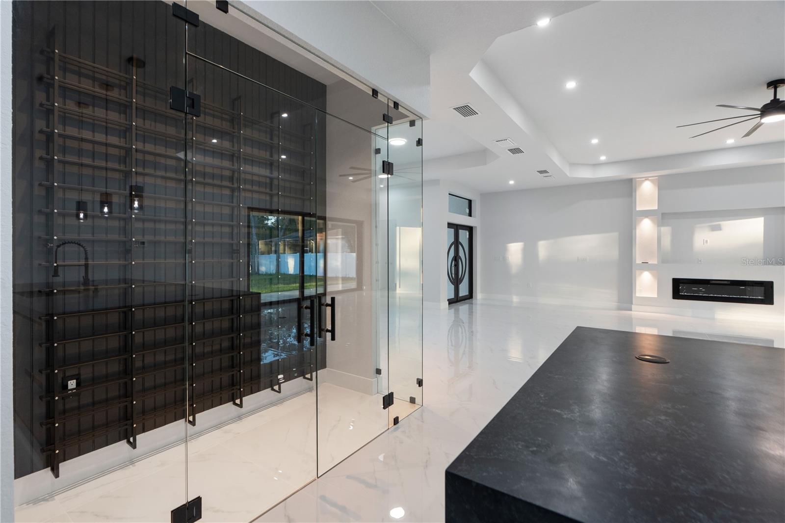 ROYAL HIGHLANDS - Residential