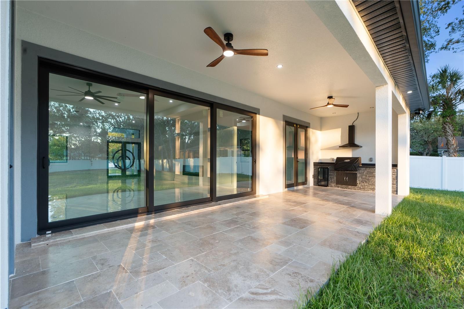 ROYAL HIGHLANDS - Residential