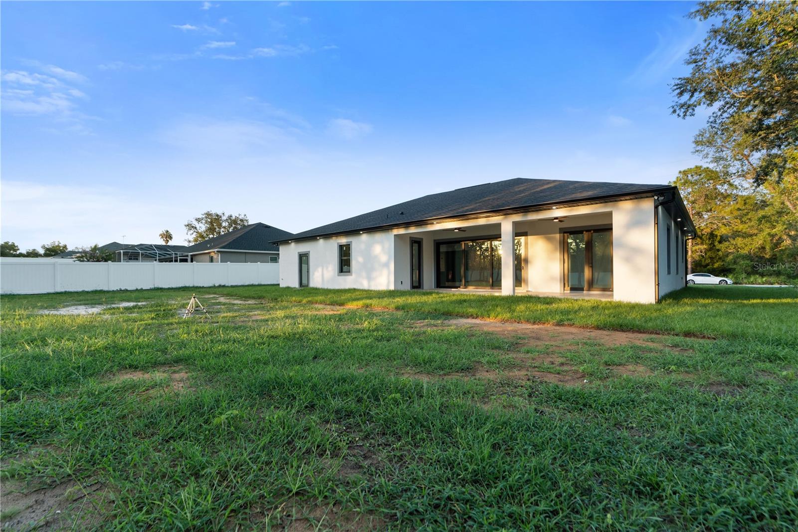 ROYAL HIGHLANDS - Residential