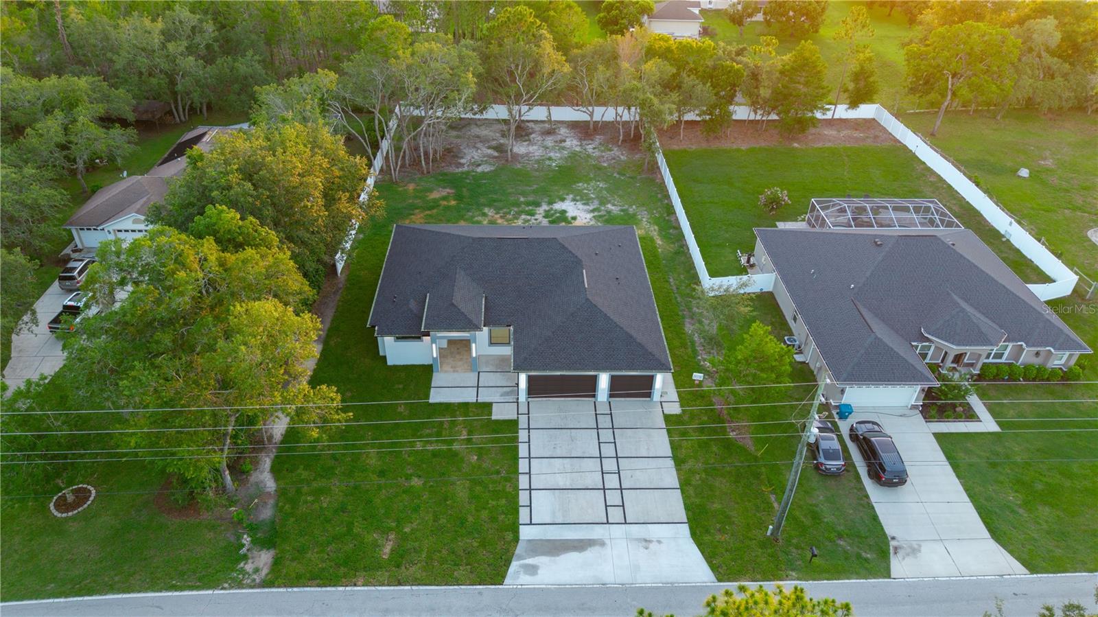 ROYAL HIGHLANDS - Residential