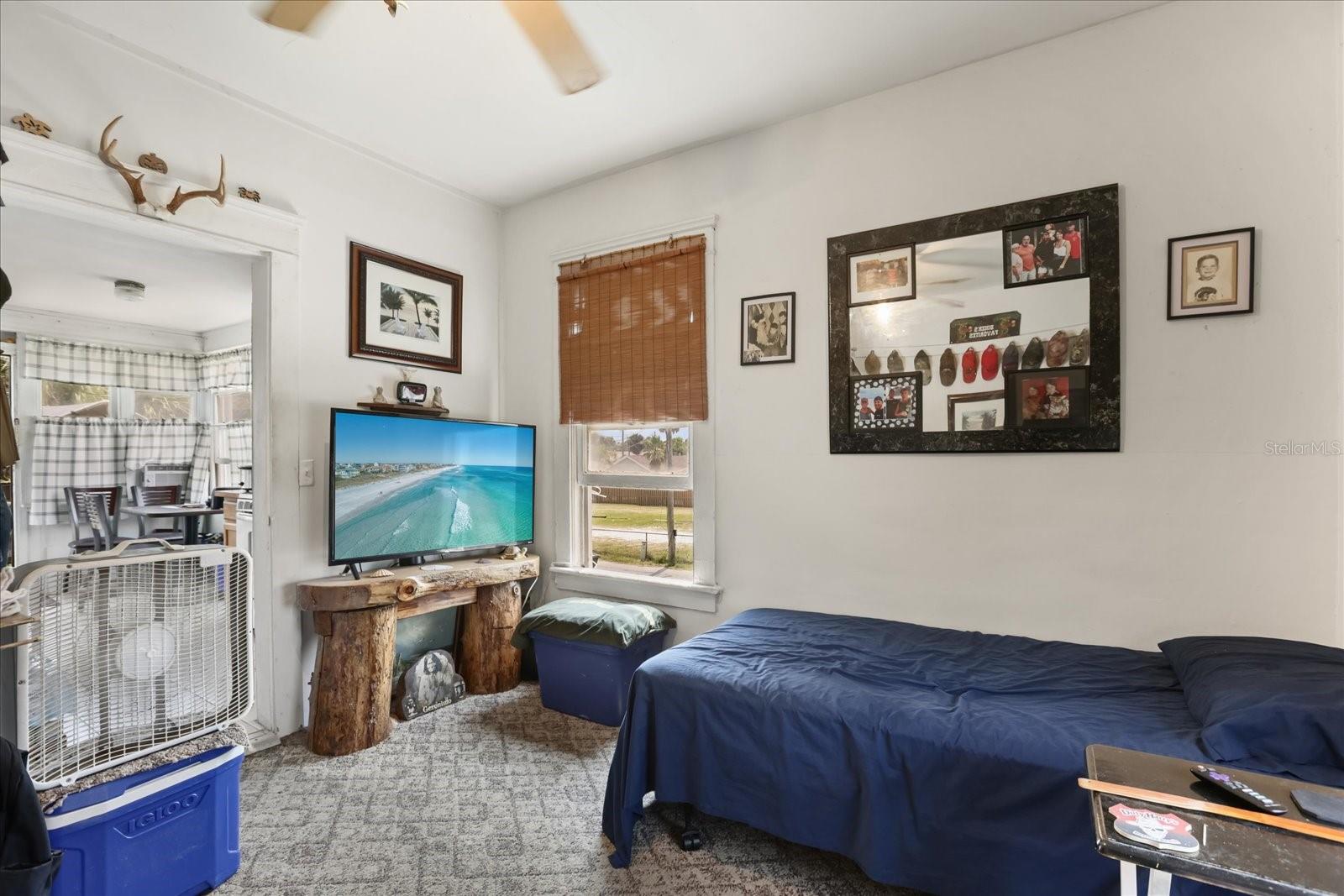 ROGERS SEABREEZE - Commercial Sale