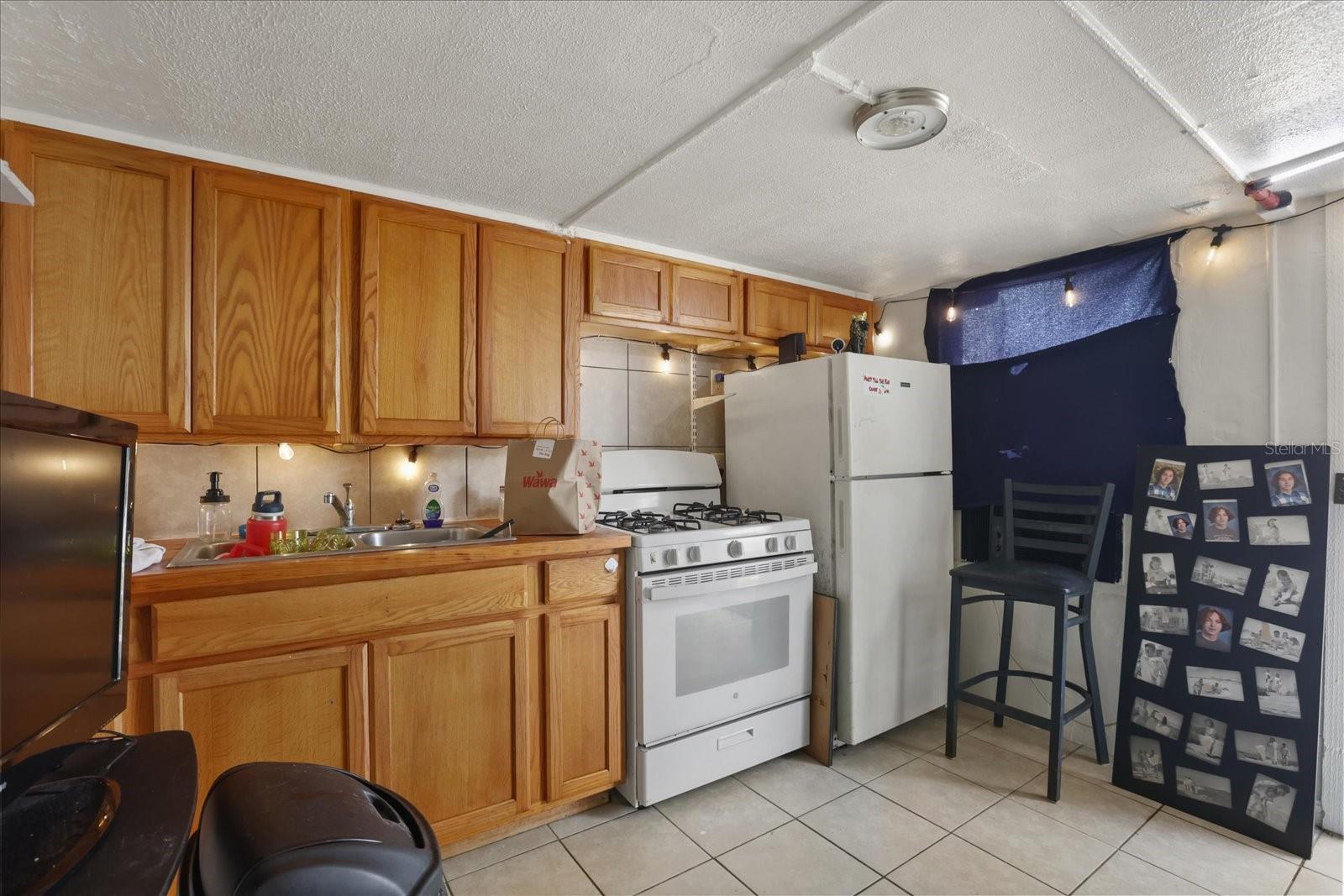 ROGERS SEABREEZE - Commercial Sale
