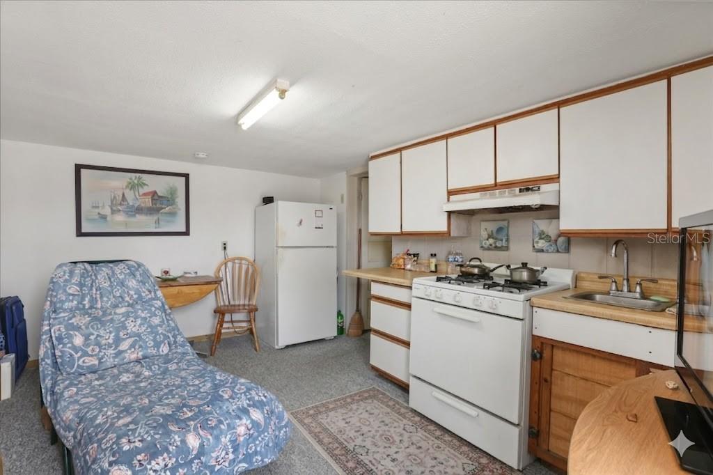 ROGERS SEABREEZE - Commercial Sale
