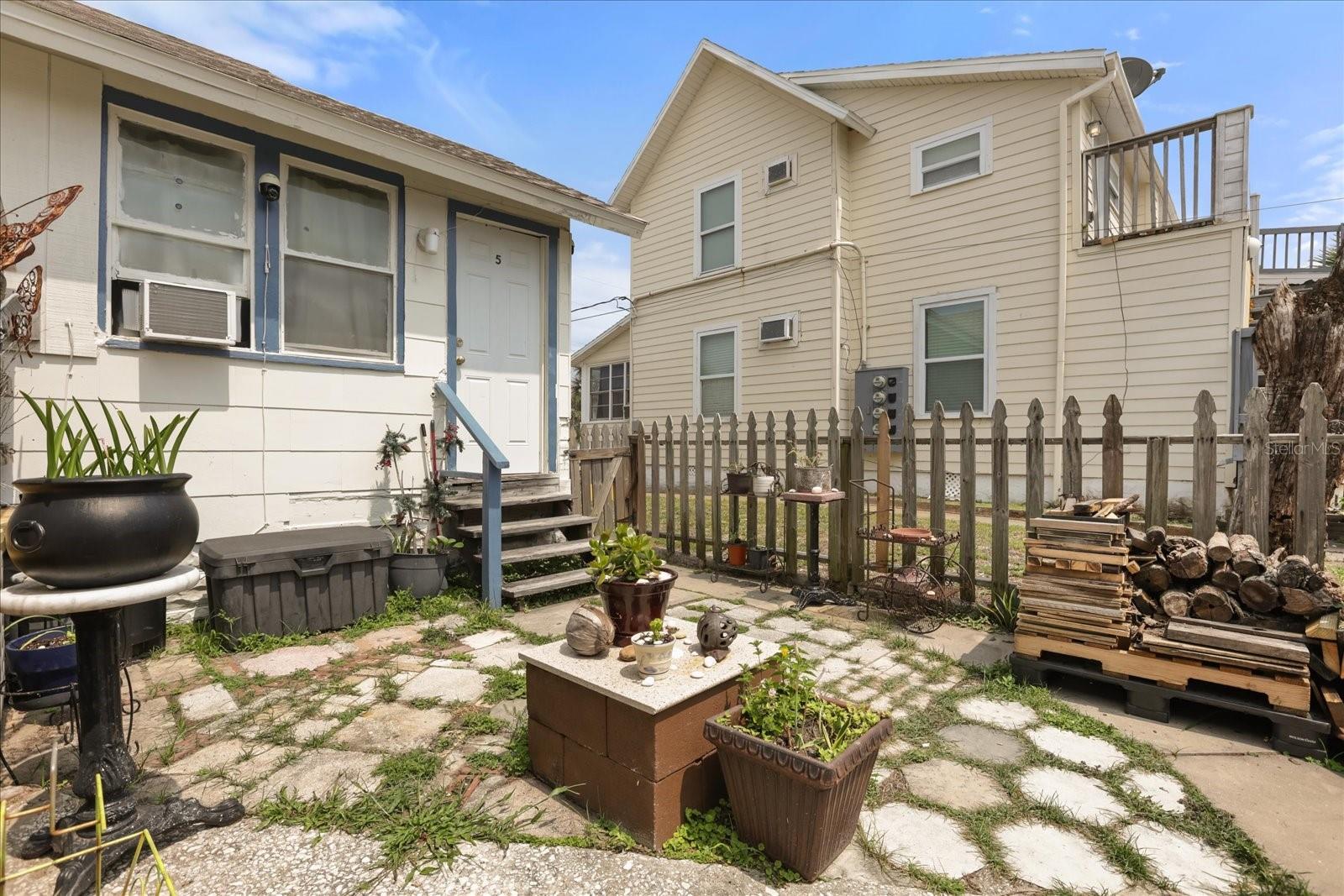ROGERS SEABREEZE - Commercial Sale