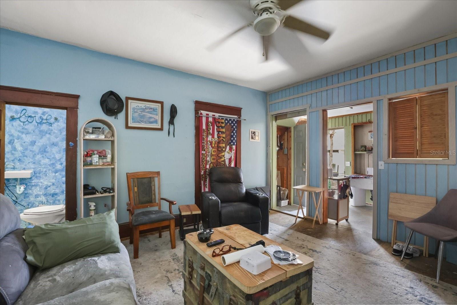 ROGERS SEABREEZE - Commercial Sale