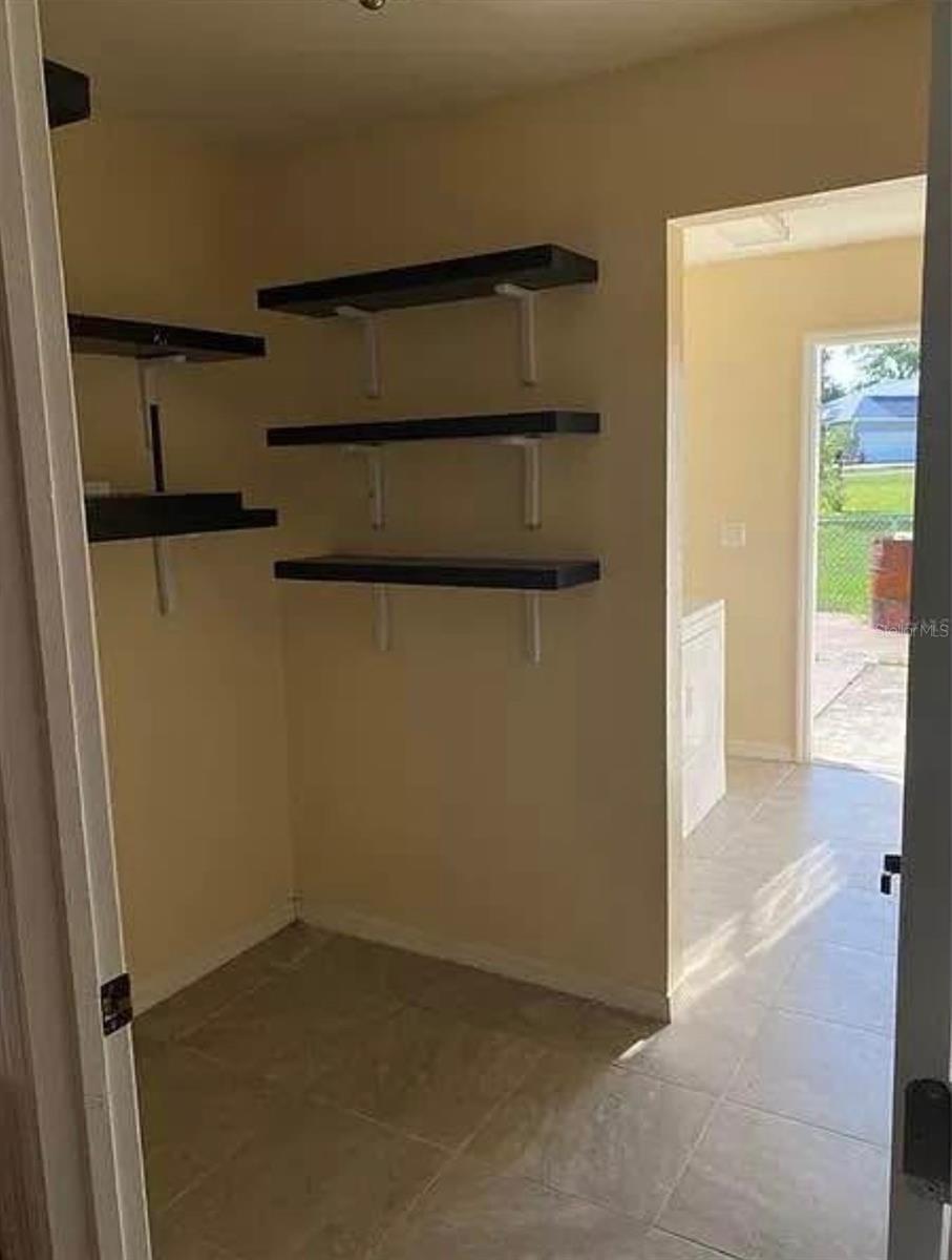 KINGSLAND COUNTRY ESTATE - Residential