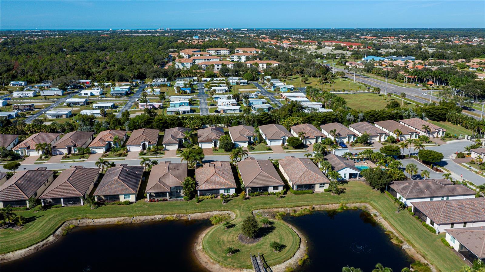 GRAND OAKS - Residential