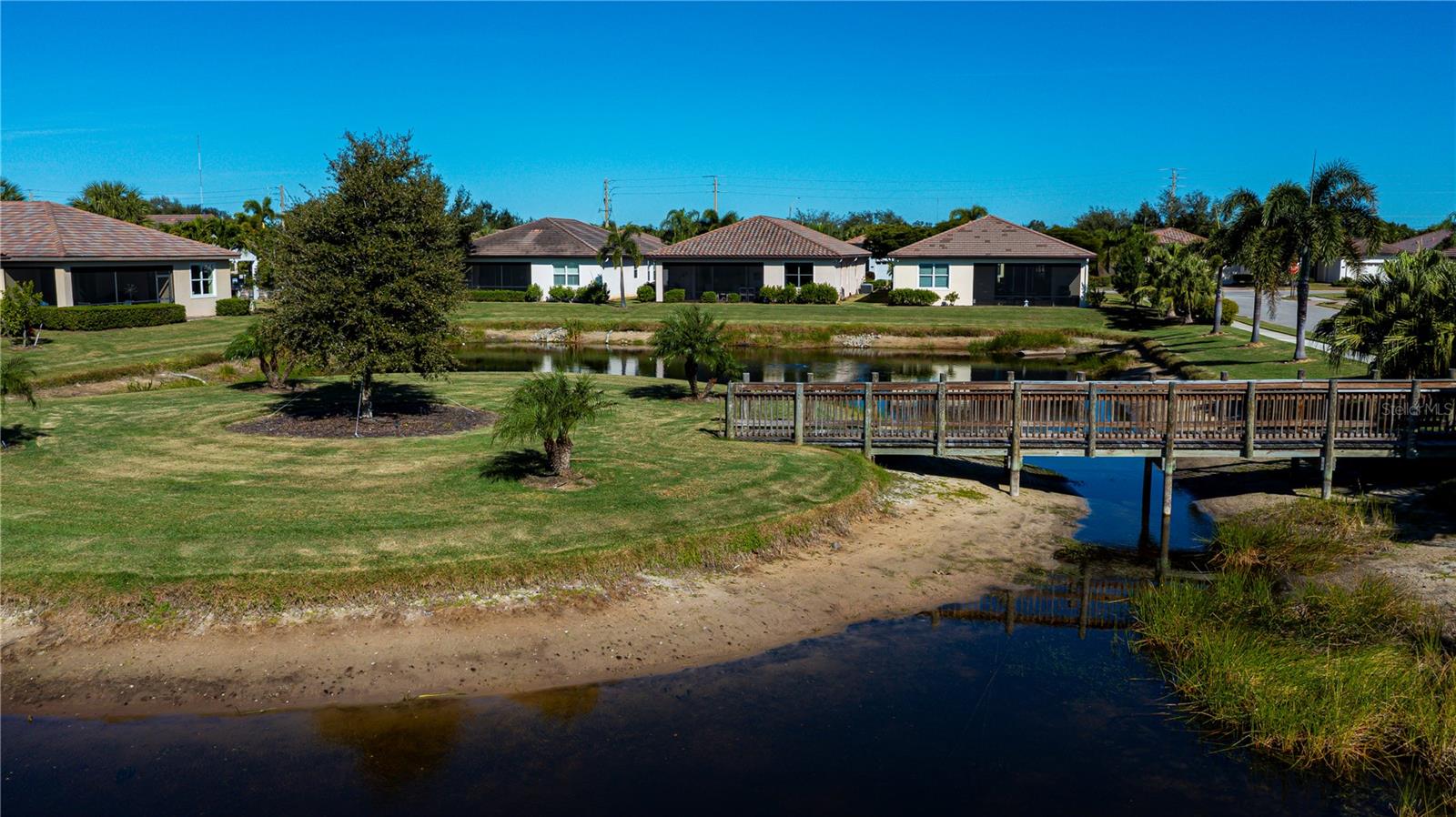 GRAND OAKS - Residential