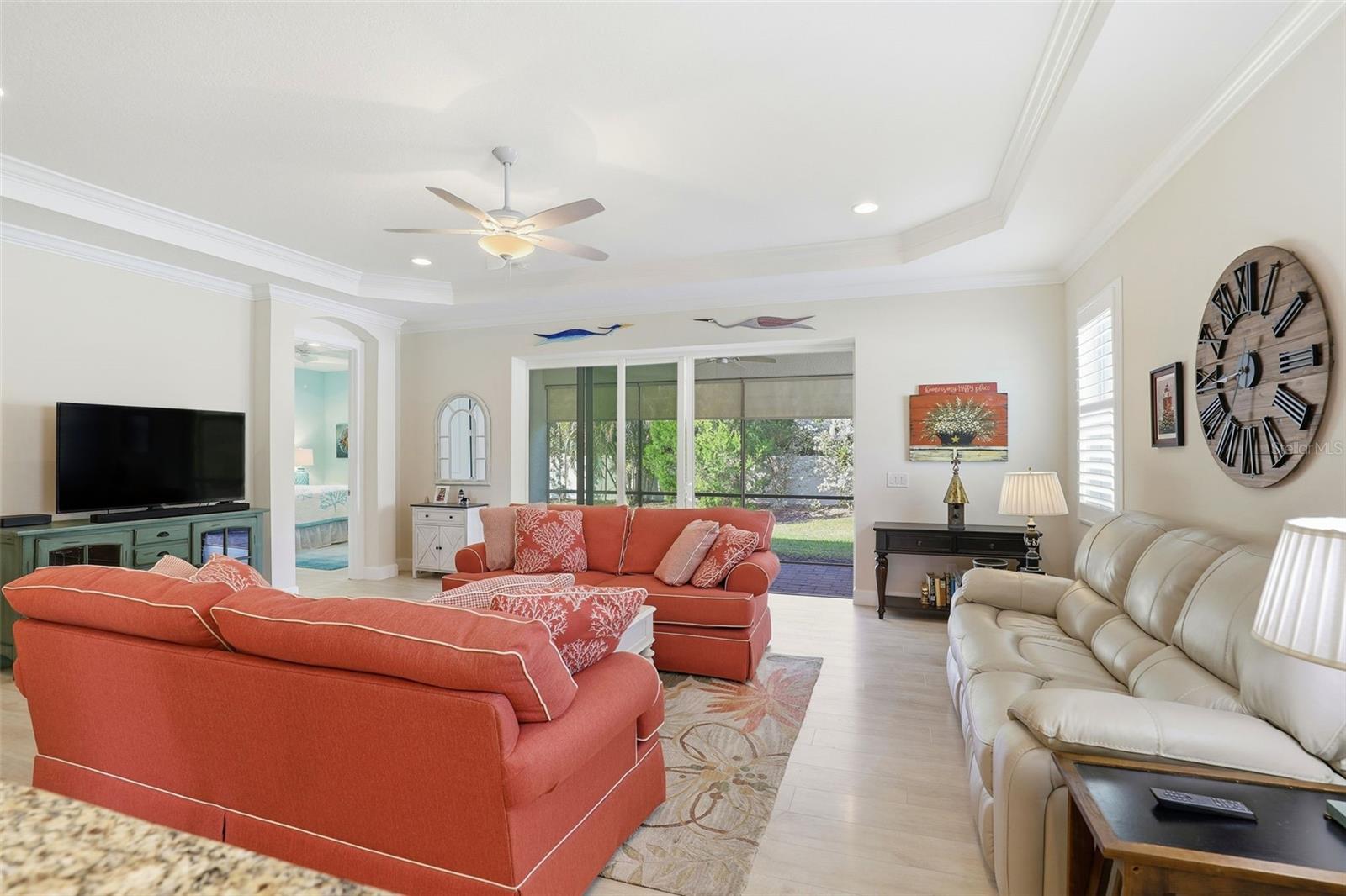 GRAND OAKS - Residential