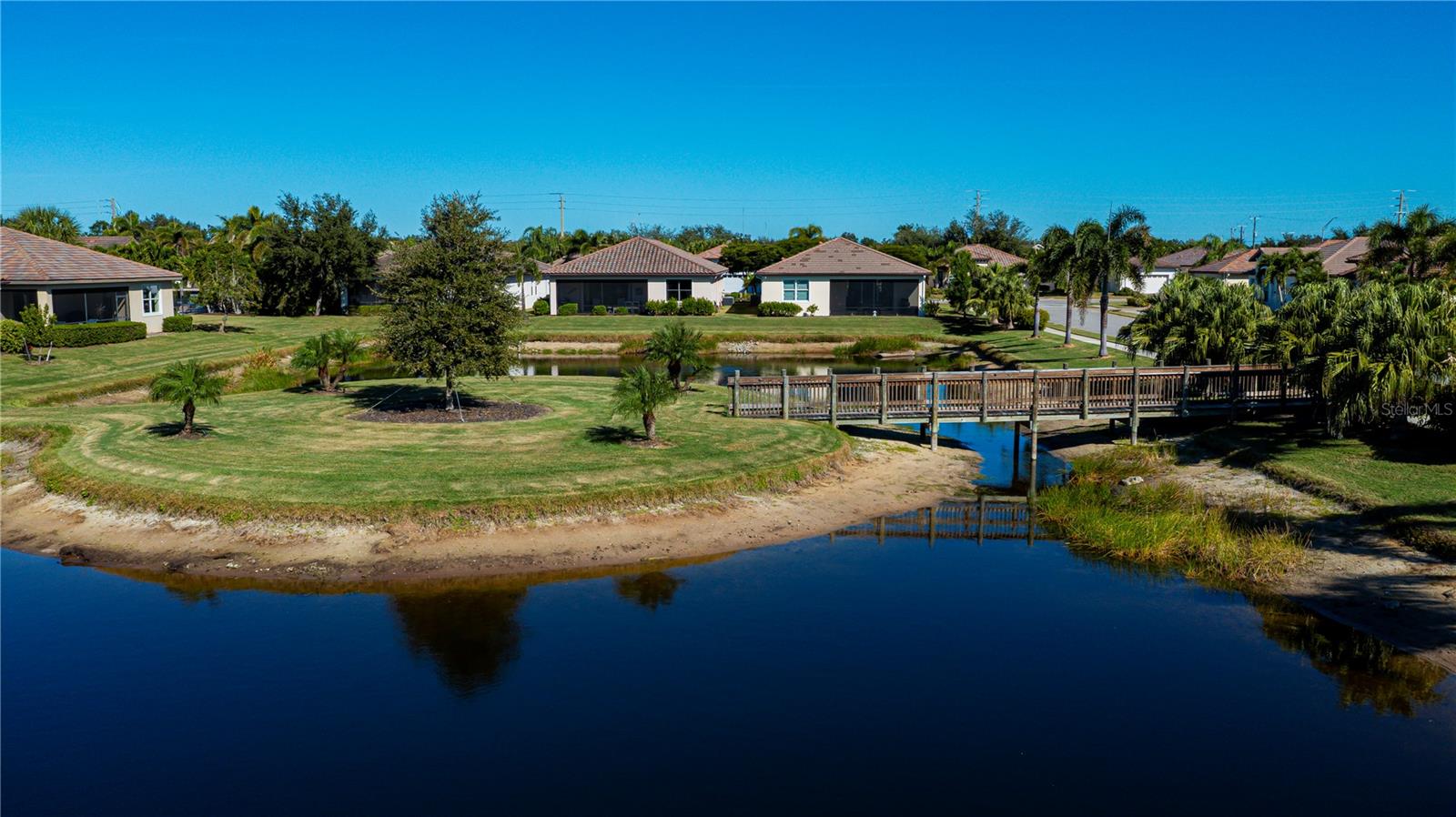 GRAND OAKS - Residential