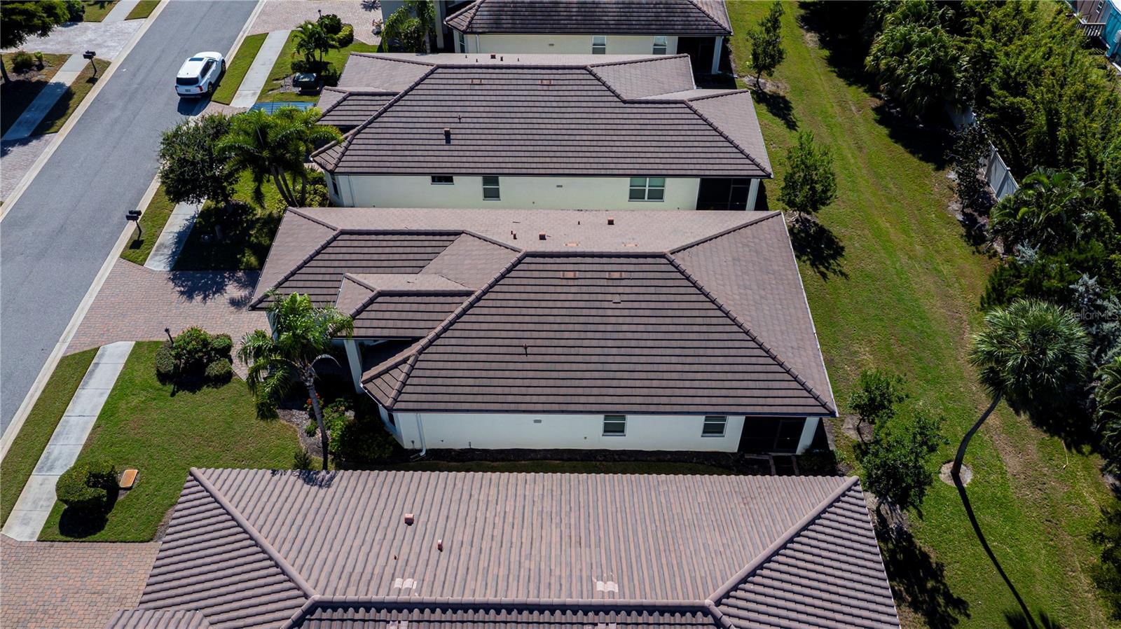 GRAND OAKS - Residential