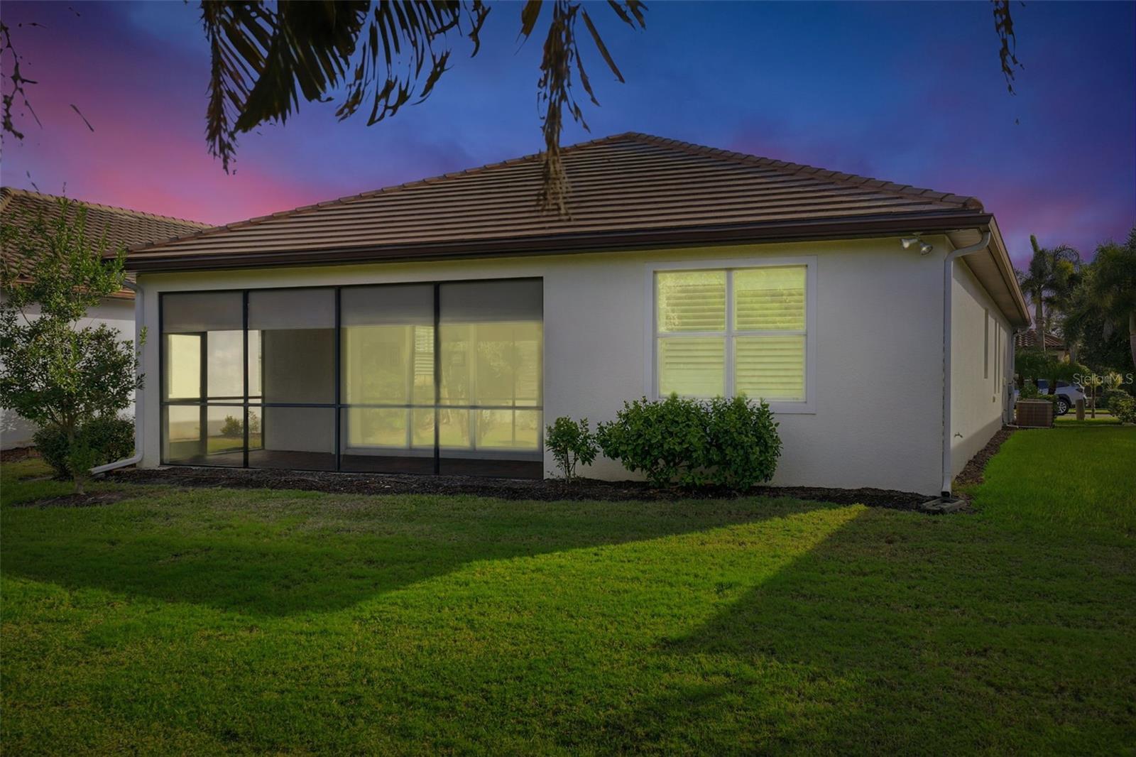 GRAND OAKS - Residential