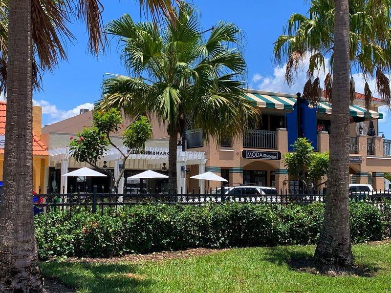 GRAND OAKS - Residential