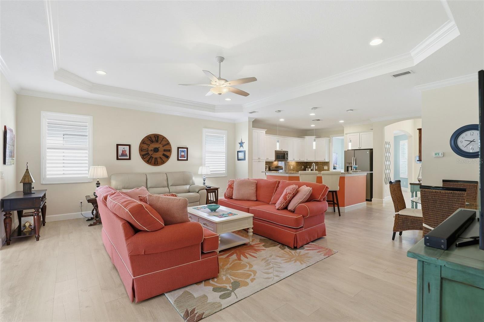 GRAND OAKS - Residential