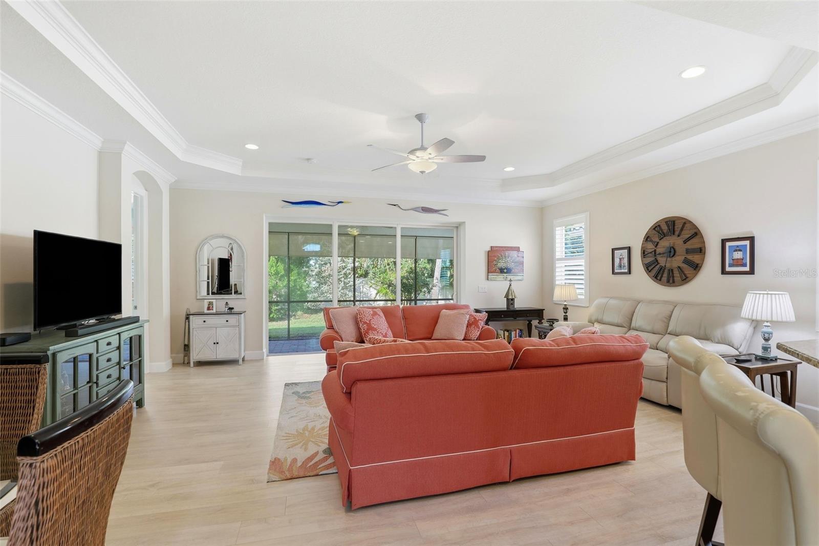 GRAND OAKS - Residential