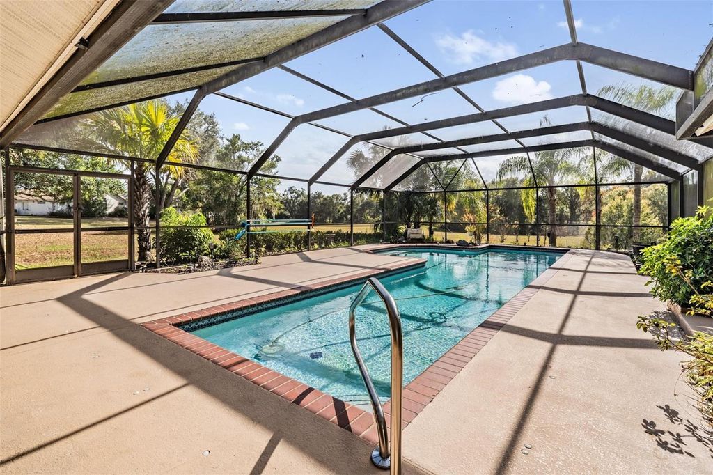 Photo of 3911 Lithia Ridge Boulevard, Valrico, FL 33596 (MLS # TB8458547)