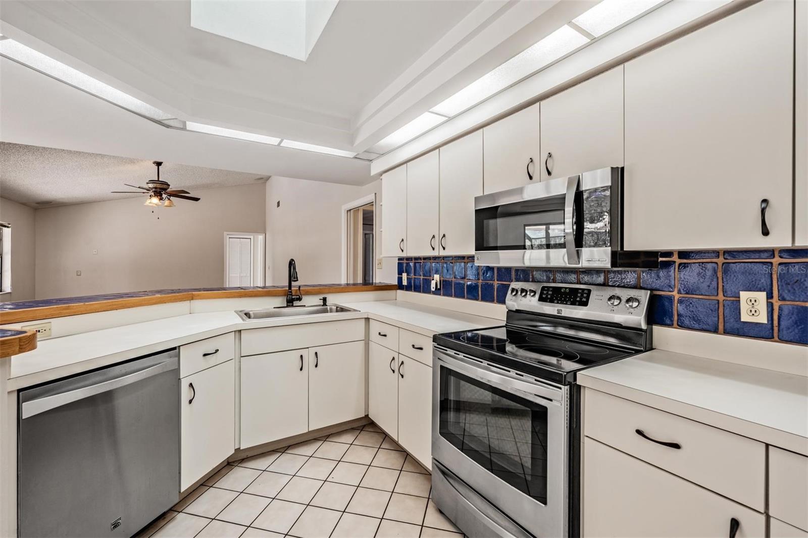 LITHIA RIDGE PH I - Residential