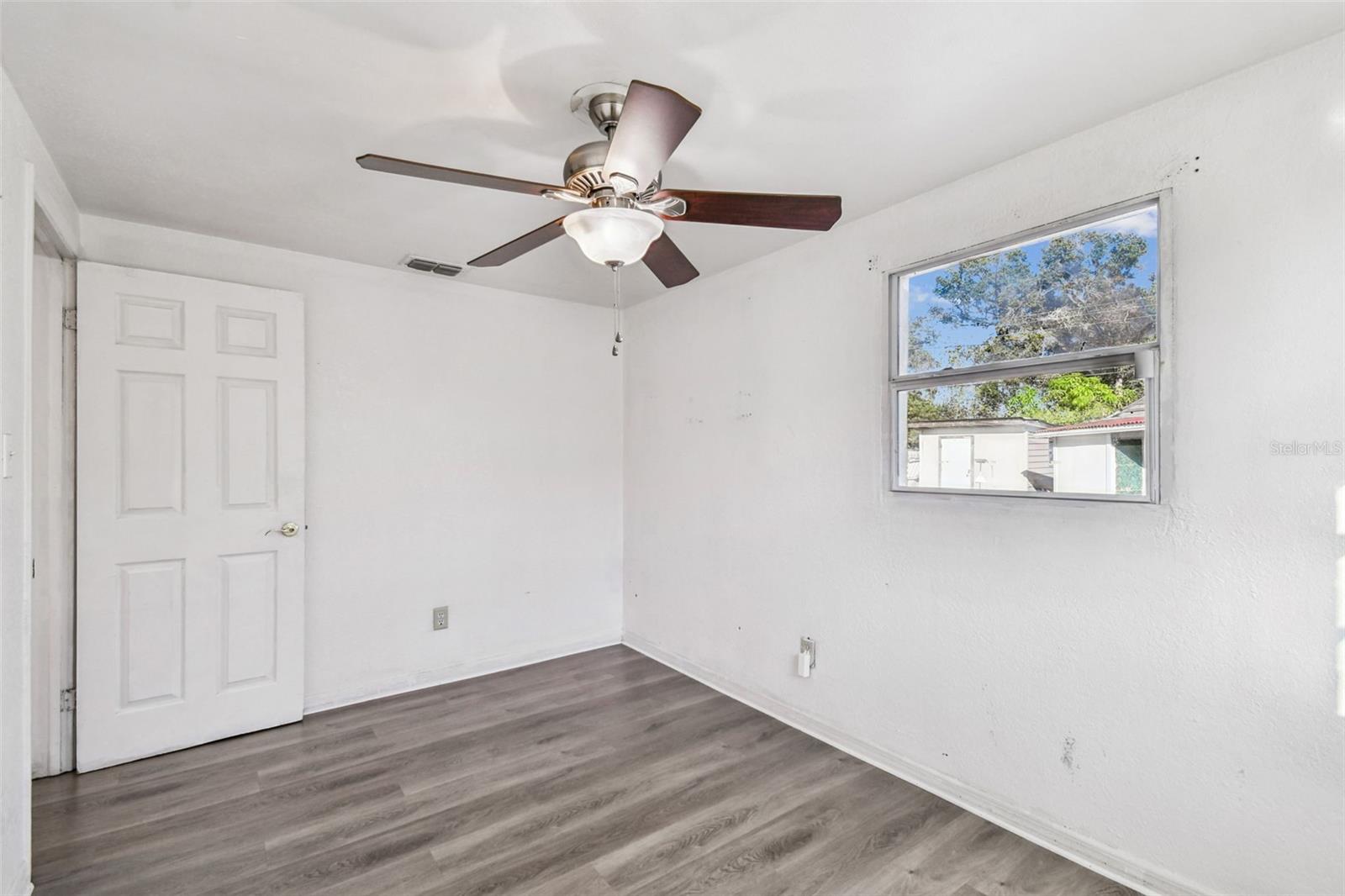 PINE CREST VILLA ADD 5 - Residential