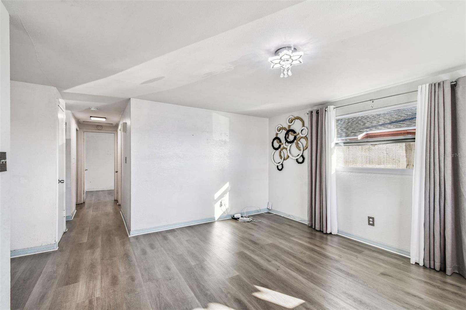 PINE CREST VILLA ADD 5 - Residential