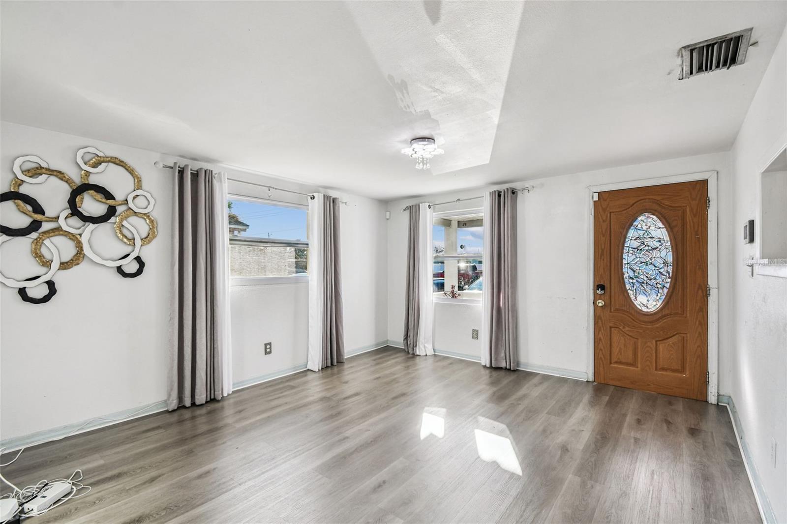 PINE CREST VILLA ADD 5 - Residential