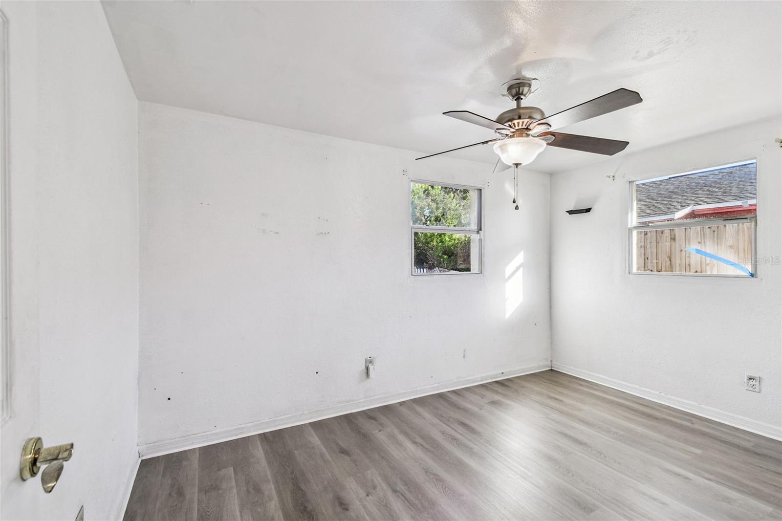 PINE CREST VILLA ADD 5 - Residential