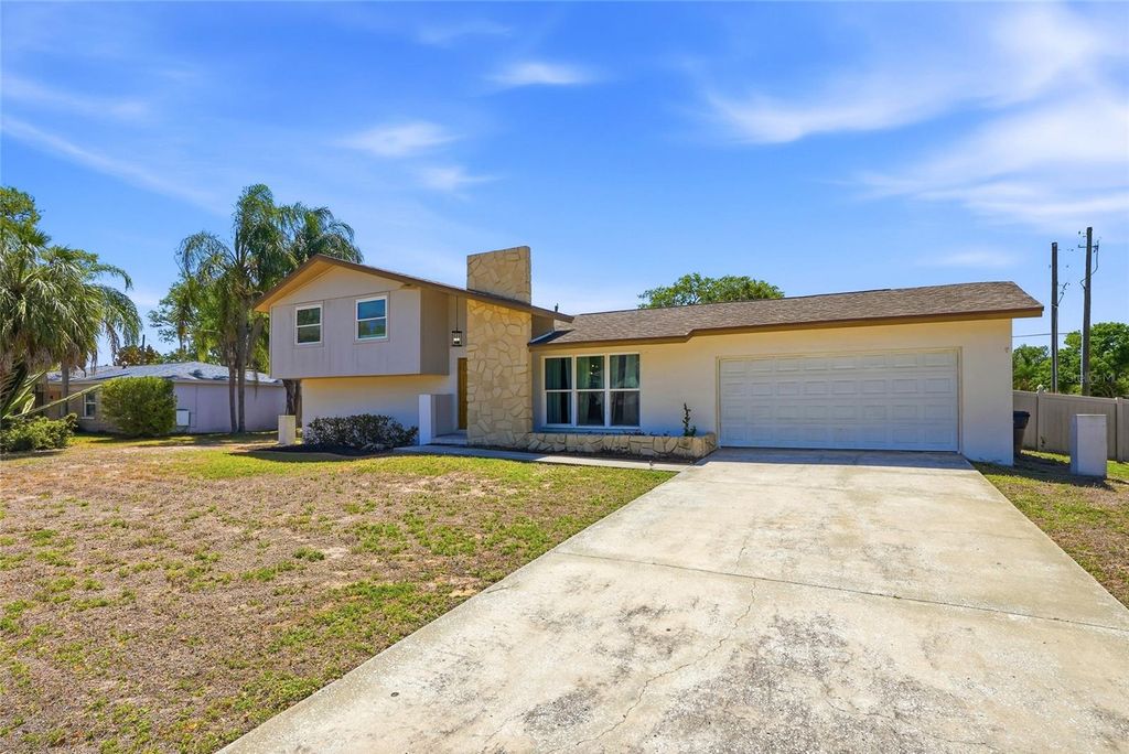 Photo of 721 Village Place, Brandon, FL 33511 (MLS # TB8500272)